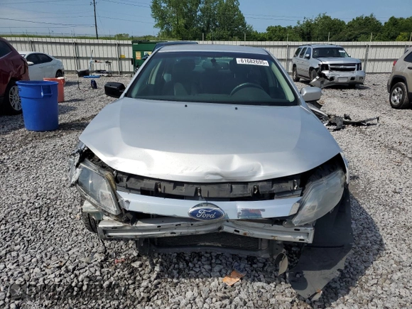 2012 Ford Fusion SEL with VIN 3FAHP0JG9CR157630, listed as a Copart auction lot 61682695 with 154,281 mi miles and Salvage title. Bid and sale history available at DreamBid. Image 5.