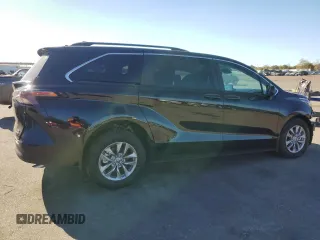 2024 Toyota Sienna LE with VIN 5TDKRKEC3RS210941, listed as a Copart auction lot 77763414 with 9,863 mi miles and Salvage Title. Bid and sale history available at carsss.com. Image 3.