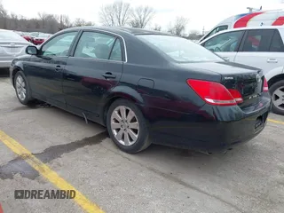 2006 Toyota Avalon XL with VIN 4T1BK36B66U096128, listed as a IAAI auction lot 41813449 with 213,705 mi miles. Bid and sale history available at carsss.com. Image 3.
