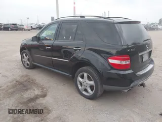 2008 Mercedes-Benz M 350 с VIN 4JGBB86E28A427847, выставлен на аукционе IAAI как лот 42509265 с пробегом 227 947 миль миль и . История ставок и продаж доступна на DreamBid. Изображение 3.