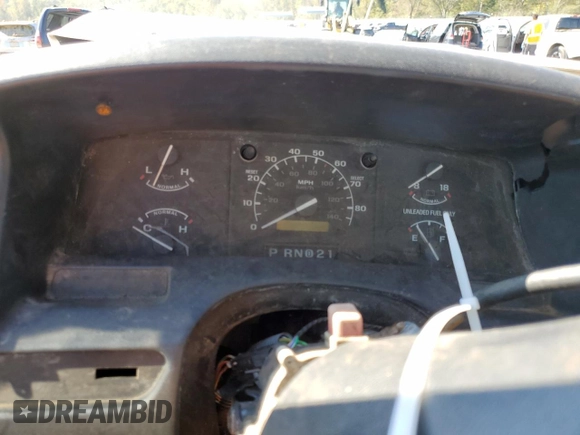1992 Ford F-150 z VIN 1FTDF15NXNNA61991, wystawiony jako Copart lot #73393234 z przebiegiem Nie podano mil oraz Szkoda całkowita • Salvage title. Historia ofert i sprzedaży dostępna na DreamBid. Obrazek 9.