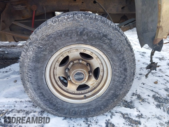 2001 Ford F-250 with VIN 3FTNW21L31MA26177, listed as a IAAI auction lot 41618531 with 240,270 mi miles and . Bid and sale history available at DreamBid. Image 12.