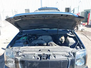 2007 GMC Yukon SLE with VIN 1GKFC13037R177798, listed as a IAAI auction lot 42031747 with 222,204 mi miles and . Bid and sale history available at DreamBid. Image 10.