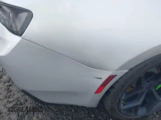 2017 Chevrolet Camaro 1SS z VIN 1G1FF1R7XH0176640, wystawiony jako IAAI lot #41911058 z przebiegiem 74 093 mil mil oraz . Historia ofert i sprzedaży dostępna na DreamBid. Obrazek 6.