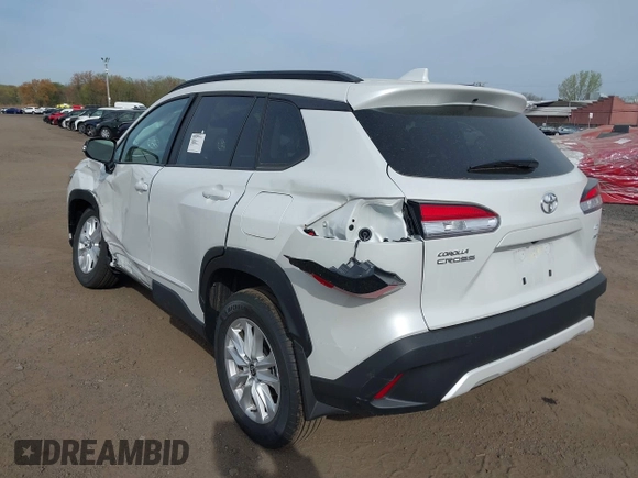 2024 Toyota Corolla Cross LE with VIN 7MUBAABG2RV114524, listed as a IAAI auction lot 42117794 with 2,781 mi miles and . Bid and sale history available at DreamBid. Image 17.