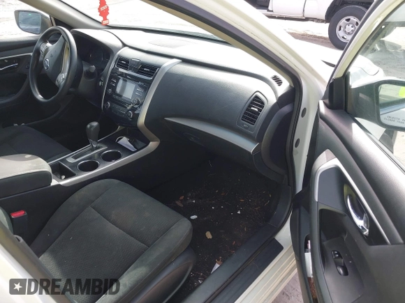 2015 Nissan Altima SL with VIN 1N4AL3AP8FN333654, listed as a IAAI auction lot 41419228 with 141,036 mi miles and . Bid and sale history available at DreamBid. Image 5.