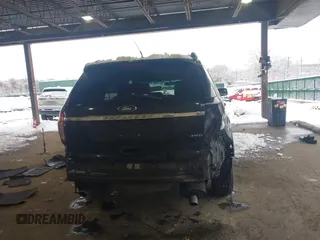 2014 Ford Explorer with VIN 1FM5K8B83EGB31774, listed as a IAAI auction lot 41540918 with 209,218 mi miles and . Bid and sale history available at carsss.com. Image 17.