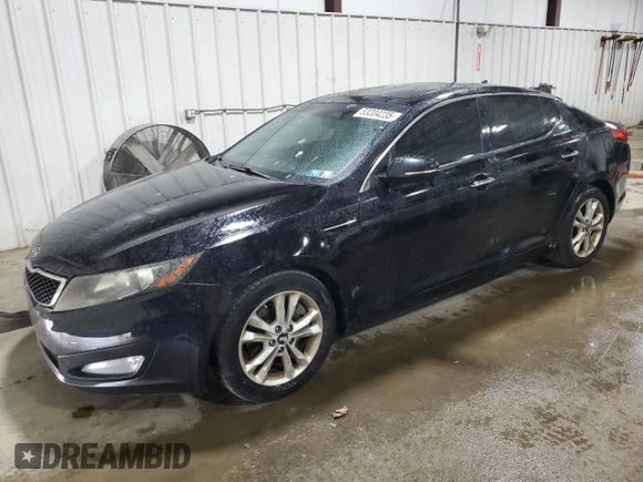 2011 Kia Optima EX with VIN KNAGN4A65B5165071, listed as a Copart auction lot 53204235 with 136,552 mi miles and Salvage Title. Bid and sale history available at carsss.com. Image 1.