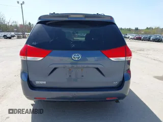 2014 Toyota Sienna LE AAS with VIN 5TDKK3DC1ES436031, listed as a IAAI auction lot 42147191 with 276,821 mi miles. Bid and sale history available at carsss.com. Image 16.