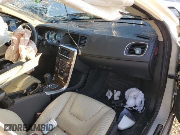 2012 Volvo S60 T6 with VIN YV1902FH0C2032725, listed as a Copart auction lot 46706985 with 0 mi miles and Salvage Title. Bid and sale history available at carsss.com. Image 8.