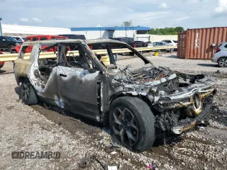 2023 Rivian R1S Adventure z VIN 7PDSGABA7PN009929, wystawiony jako Copart lot #60833324 z przebiegiem Nie podano mil oraz Nie do naprawy. Historia ofert i sprzedaży dostępna na DreamBid. Obrazek 4.