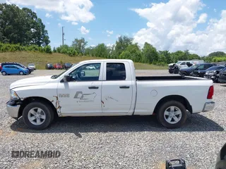2018 Ram 1500 SLT with VIN 1C6RR6GG6JS143132, listed as a IAAI auction lot 42726628 with 204,696 mi miles and . Bid and sale history available at DreamBid. Image 14.