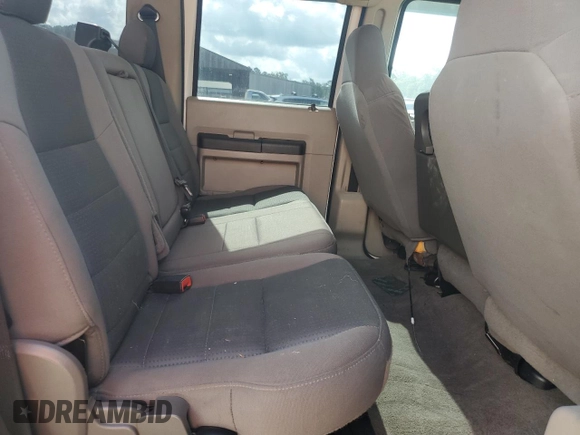 2009 Ford F-250 XL with VIN 1FTSW21R19EB22852, listed as a Copart auction lot 60052435 with 147,095 mi miles and Salvage title. Bid and sale history available at DreamBid. Image 10.
