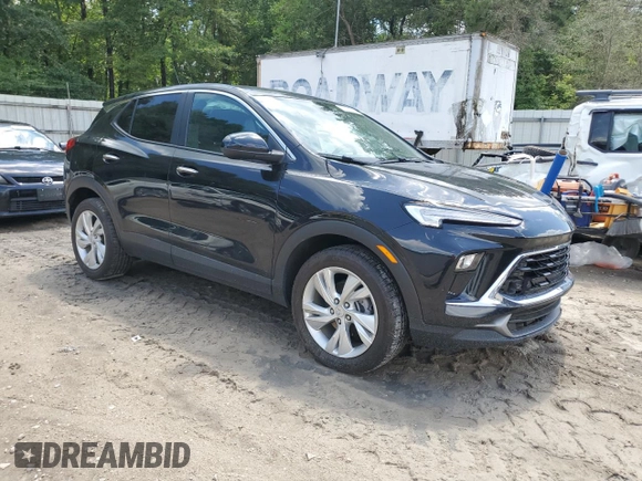 2024 Buick Encore GX Preferred z VIN KL4AMCSL2RB048368, wystawiony jako Copart lot #56552095 z przebiegiem Nie podano mil oraz Szkoda całkowita • Salvage title. Historia ofert i sprzedaży dostępna na DreamBid. Obrazek 4.