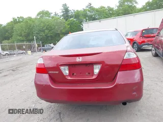 2007 Honda Accord LX SE z VIN 1HGCM56337A204233, wystawiony jako IAAI lot #42306130 z przebiegiem 240 178 mil mil oraz . Historia ofert i sprzedaży dostępna na DreamBid. Obrazek 16.