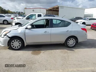 2015 Nissan Versa SV with VIN 3N1CN7AP0FL829247, listed as a IAAI auction lot 42068439 with 177,040 mi miles. Bid and sale history available at carsss.com. Image 14.
