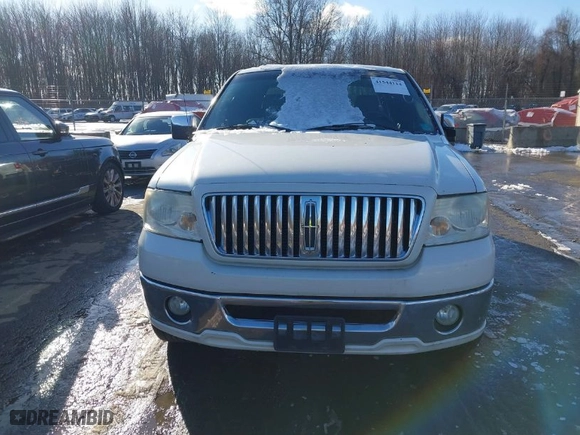 2006 Lincoln Mark LT with VIN 5LTPW18536FJ23443, listed as a IAAI auction lot 41544114 with NaN miles. Bid and sale history available at carsss.com. Image 13.