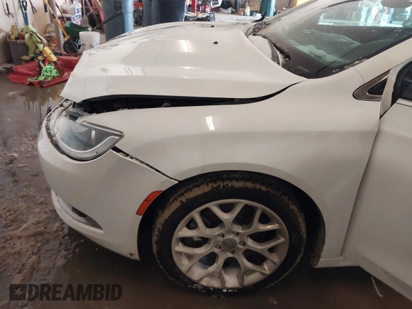 2015 Chrysler 200 C with VIN 1C3CCCEG3FN543757, listed as a IAAI auction lot 41468410 with 145,041 mi miles. Bid and sale history available at carsss.com. Image 18.