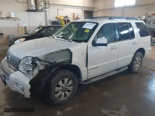 2010 Mercury Mountaineer with VIN 4M2EN4HE9AUJ05123, listed as a IAAI auction lot 41313710 with 121,508 mi miles. Bid and sale history available at carsss.com. Image 2.