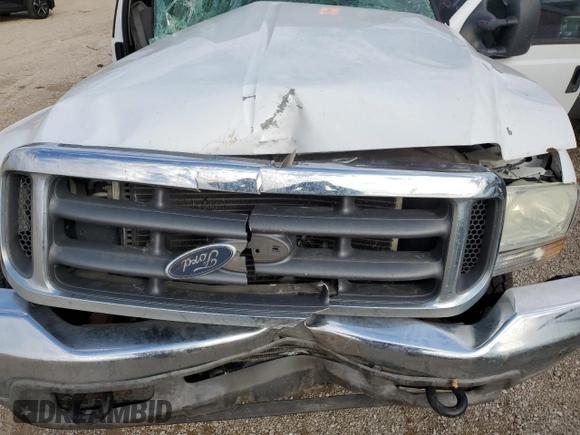 2003 Ford F-250 XL with VIN 3FTNX20LX3MB38136, listed as a Copart auction lot 82703304 with Not provided miles and Salvage title. Bid and sale history available at DreamBid. Image 12.