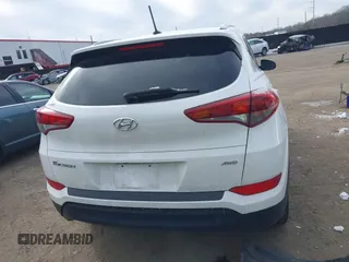 2017 Hyundai Tucson SE with VIN KM8J3CA48HU556569, listed as a IAAI auction lot 41378853 with 67,832 mi miles. Bid and sale history available at carsss.com. Image 16.