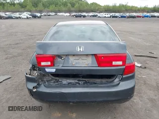 2005 Honda Accord LX z VIN 1HGCM56485A095449, wystawiony jako IAAI lot #42356520 z przebiegiem 231 909 mil mil oraz . Historia ofert i sprzedaży dostępna na DreamBid. Obrazek 16.