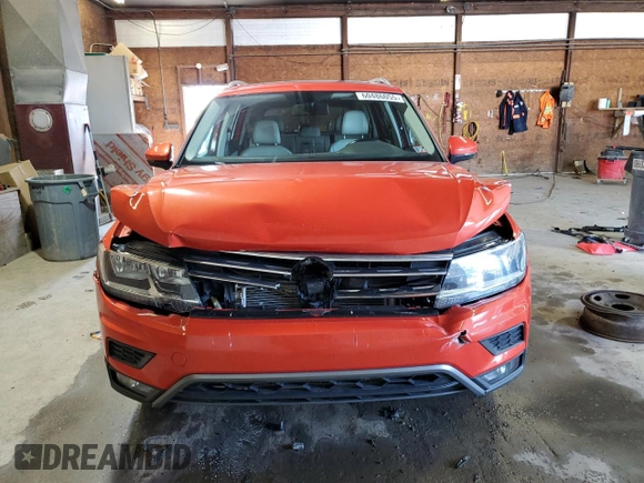 2018 Volkswagen Tiguan SEL with VIN 3VV2B7AXXJM220365, listed as a Copart auction lot 60486055 with 92,006 mi miles and Salvage title. Bid and sale history available at DreamBid. Image 5.