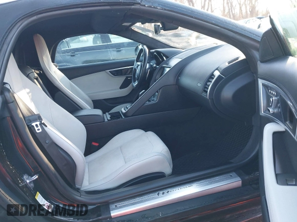 2020 Jaguar F-Type with VIN SAJD85FV1LCK66321, listed as a IAAI auction lot 41318564 with 45,883 mi miles and . Bid and sale history available at DreamBid. Image 5.