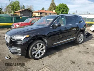 2018 Volvo XC90 Inscription z VIN YV4A22PL2J1344867, wystawiony jako Copart lot #57841525 z przebiegiem 55 085 mil mil oraz Szkoda całkowita • Salvage title. Historia ofert i sprzedaży dostępna na DreamBid. Obrazek 1.