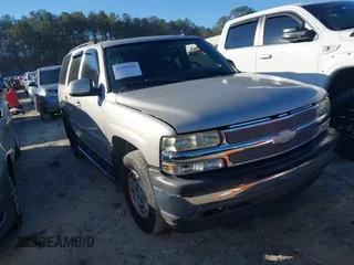 2005 Chevrolet Tahoe LS with VIN 1GNEC13V55R186803, listed as a IAAI auction lot 41351106 with 161,892 mi miles. Bid and sale history available at carsss.com. Image 1.