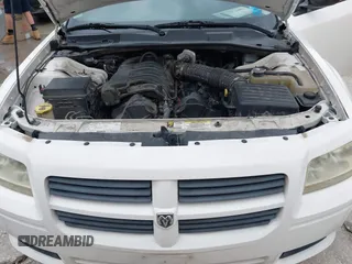 2008 Dodge Magnum z VIN 2D4FV47T28H237537, wystawiony jako IAAI lot #42422634 z przebiegiem 161 252 mil mil oraz . Historia ofert i sprzedaży dostępna na DreamBid. Obrazek 10.