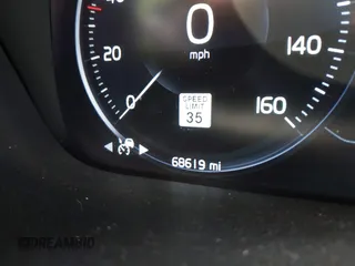 2020 Volvo XC60 Inscription with VIN YV4102DL3L1468305, listed as a IAAI auction lot 41329470 with 68,619 mi miles and . Bid and sale history available at DreamBid. Image 16.