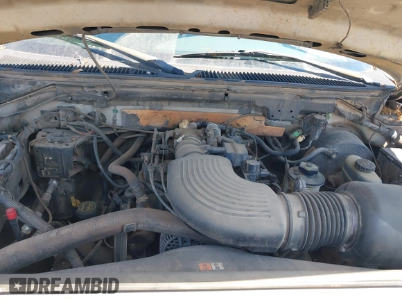 2003 Ford F-150 XL with VIN 1FTRX17W43NA77481, listed as a IAAI auction lot 42155310 with 230,322 mi miles. Bid and sale history available at carsss.com. Image 10.