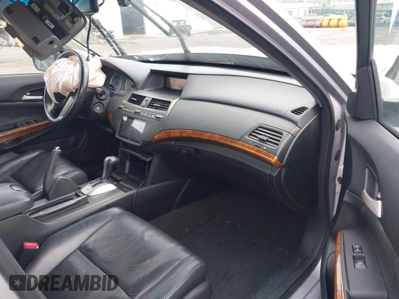 2011 Honda Accord EX-L с VIN 1HGCP3F83BA014108, выставлен на аукционе IAAI как лот 42527925 с пробегом 90 049 миль миль и . История ставок и продаж доступна на DreamBid. Изображение 5.