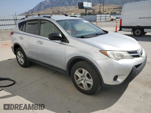 2015 Toyota RAV4 LE with VIN JTMBFREV5FD164524, listed as a Copart auction lot 61416385 with 185,933 mi miles and Salvage title. Bid and sale history available at DreamBid. Image 4.