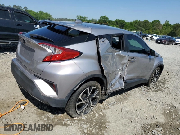 2019 Toyota C-HR XLE z VIN JTNKHMBX3K1050175, wystawiony jako Copart lot #52364415 z przebiegiem 69 811 mil mil oraz Szkoda całkowita • Salvage title. Historia ofert i sprzedaży dostępna na DreamBid. Obrazek 3.