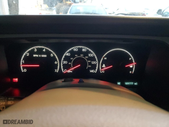 2004 Lincoln Navigator Luxury with VIN 5LMFU28R74LJ12806, listed as a Copart auction lot 87106154 with 189,777 mi miles and Clean Title. Bid and sale history available at carsss.com. Image 9.