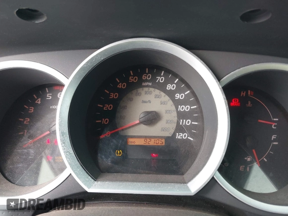 2008 Toyota Tacoma with VIN 5TEUU42N28Z531007, listed as a IAAI auction lot 41743306 with 92,105 mi miles and . Bid and sale history available at DreamBid. Image 7.