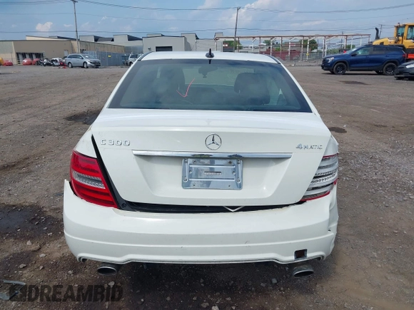 2012 Mercedes-Benz C 300 Sport with VIN WDDGF8BB2CA643903, listed as a IAAI auction lot 42570612 with 157,410 mi miles and . Bid and sale history available at DreamBid. Image 16.