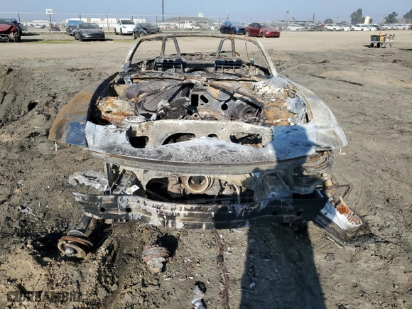 2003 BMW Z4 2.5i with VIN 4USBT33493LS43318, listed as a Copart auction lot 42450845 with 0 mi miles and Non Repairable. Bid and sale history available at carsss.com. Image 5.