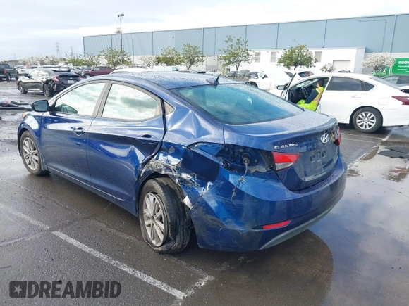 2015 Hyundai Elantra SE z VIN 5NPDH4AEXFH634973, wystawiony jako IAAI lot #41901961 z przebiegiem Nie podano mil oraz . Historia ofert i sprzedaży dostępna na DreamBid. Obrazek 6.