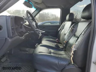 2004 Chevrolet Silverado 1500 with VIN 1GCEC14X04Z346030, listed as a Copart auction lot 50563805 with 188,618 mi miles and Clean Title. Bid and sale history available at carsss.com. Image 6.