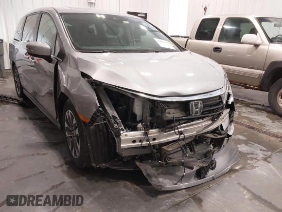 2024 Honda Odyssey EX-L with VIN 5FNRL6H6XRB050493, listed as a IAAI auction lot 41805653 with 13,001 mi miles and . Bid and sale history available at DreamBid. Image 6.