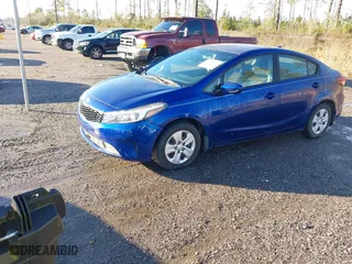2018 Kia Forte LX with VIN 3KPFK4A71JE226693, listed as a IAAI auction lot 41334267 with 140,906 mi miles. Bid and sale history available at carsss.com. Image 2.