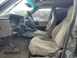 1995 Jeep Grand Cherokee Laredo with VIN 1J4GZ58S7SC743239, listed as a Copart auction lot 81717114 with 254,061 mi miles and Salvage Title. Bid and sale history available at carsss.com. Image 7.