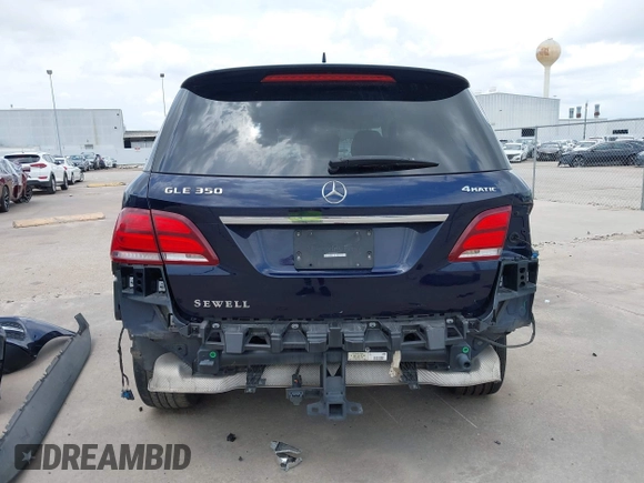 2018 Mercedes-Benz GLE 350 с VIN 4JGDA5HB1JB155692, выставлен на аукционе IAAI как лот 42463669 с пробегом 43 883 миль миль и . История ставок и продаж доступна на DreamBid. Изображение 17.