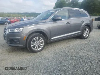 2017 Audi Q7 Premium Plus z VIN WA1LHAF78HD042253, wystawiony jako Copart lot #61236055 z przebiegiem 208 713 mil mil oraz Czysty tytuł • Clean title. Historia ofert i sprzedaży dostępna na DreamBid. Obrazek 1.