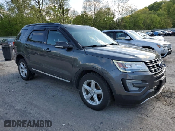 2017 Ford Explorer XLT z VIN 1FM5K8DH5HGA74253, wystawiony jako Copart lot #56300505 z przebiegiem 97 784 mil mil oraz Szkoda całkowita • Salvage title. Historia ofert i sprzedaży dostępna na DreamBid. Obrazek 4.