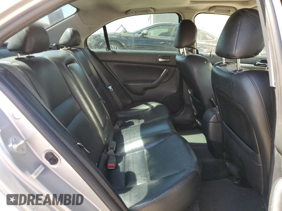 2005 Acura TSX z VIN JH4CL95805C031308, wystawiony jako Copart lot #70239994 z przebiegiem 332 822 mil mil oraz Szkoda całkowita • Salvage title. Historia ofert i sprzedaży dostępna na DreamBid. Obrazek 10.