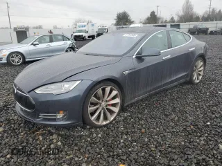 2016 Tesla Model S 90D с VIN 5YJSA1E47GF129744, выставлен на аукционе Copart как лот 47797395 с пробегом 87 678 миль миль и Списание • Salvage title. История ставок и продаж доступна на DreamBid. Изображение 1.